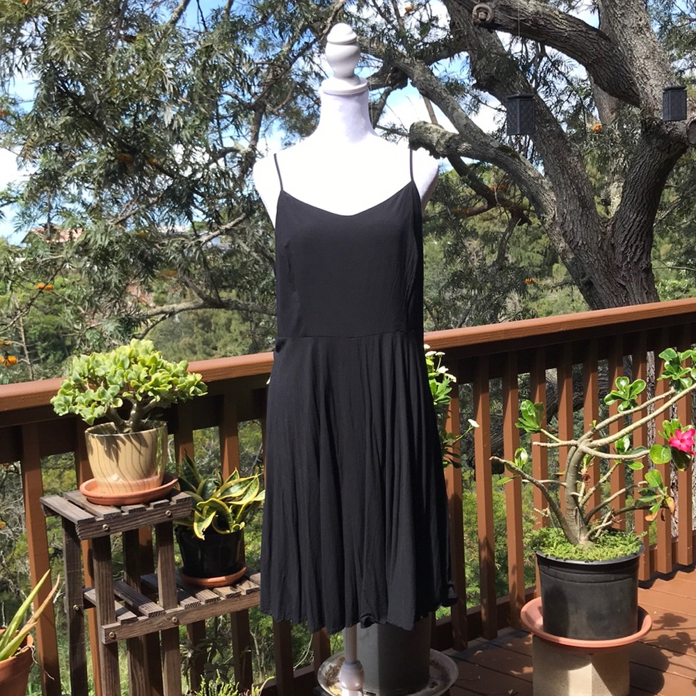 Old Navy Adjustable Spaghetti Strap Black Dress